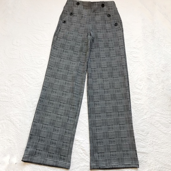 WIDE LEG PULL ON PANT WITH BUTTONS - Picture 3 of 4